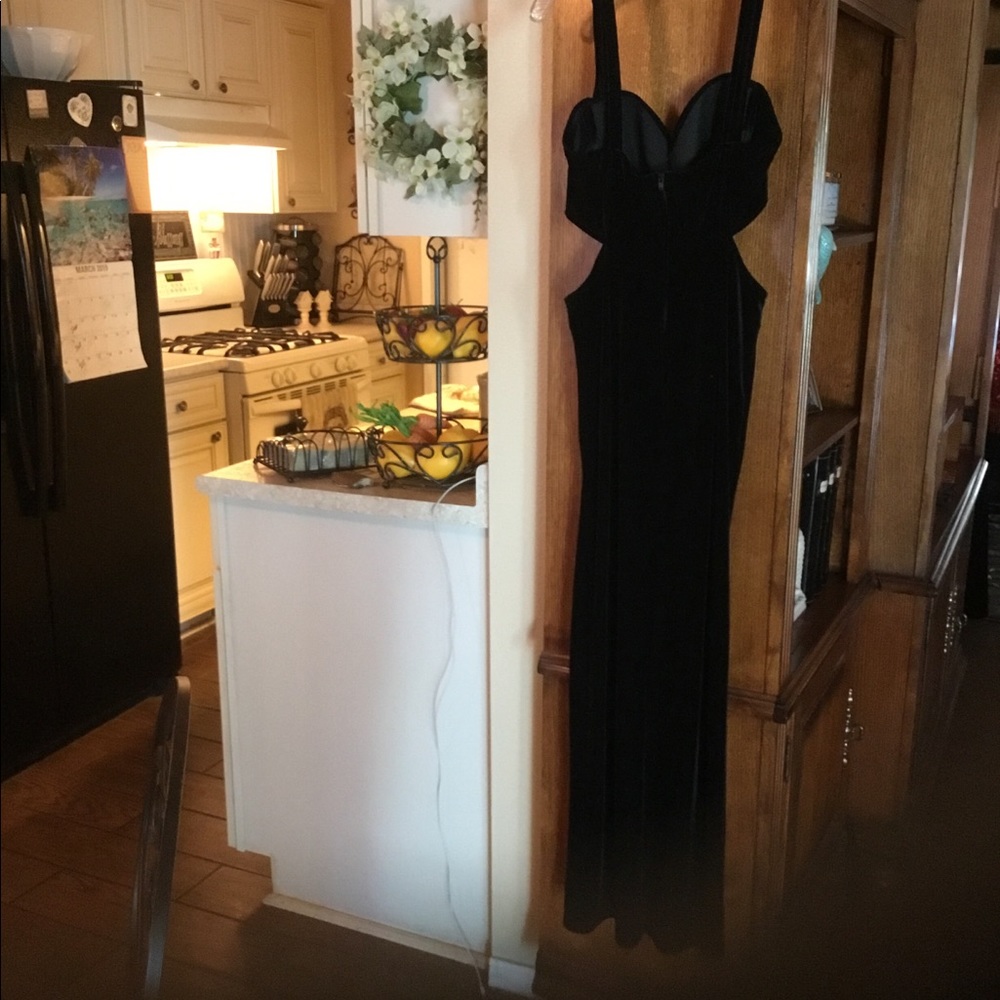 Prom Dress - Picture 2 of 2